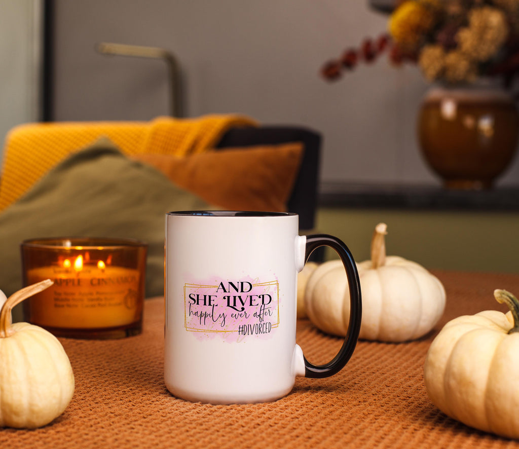 #Divorced - She Lived Happily Ever After - Adult Humor Mug