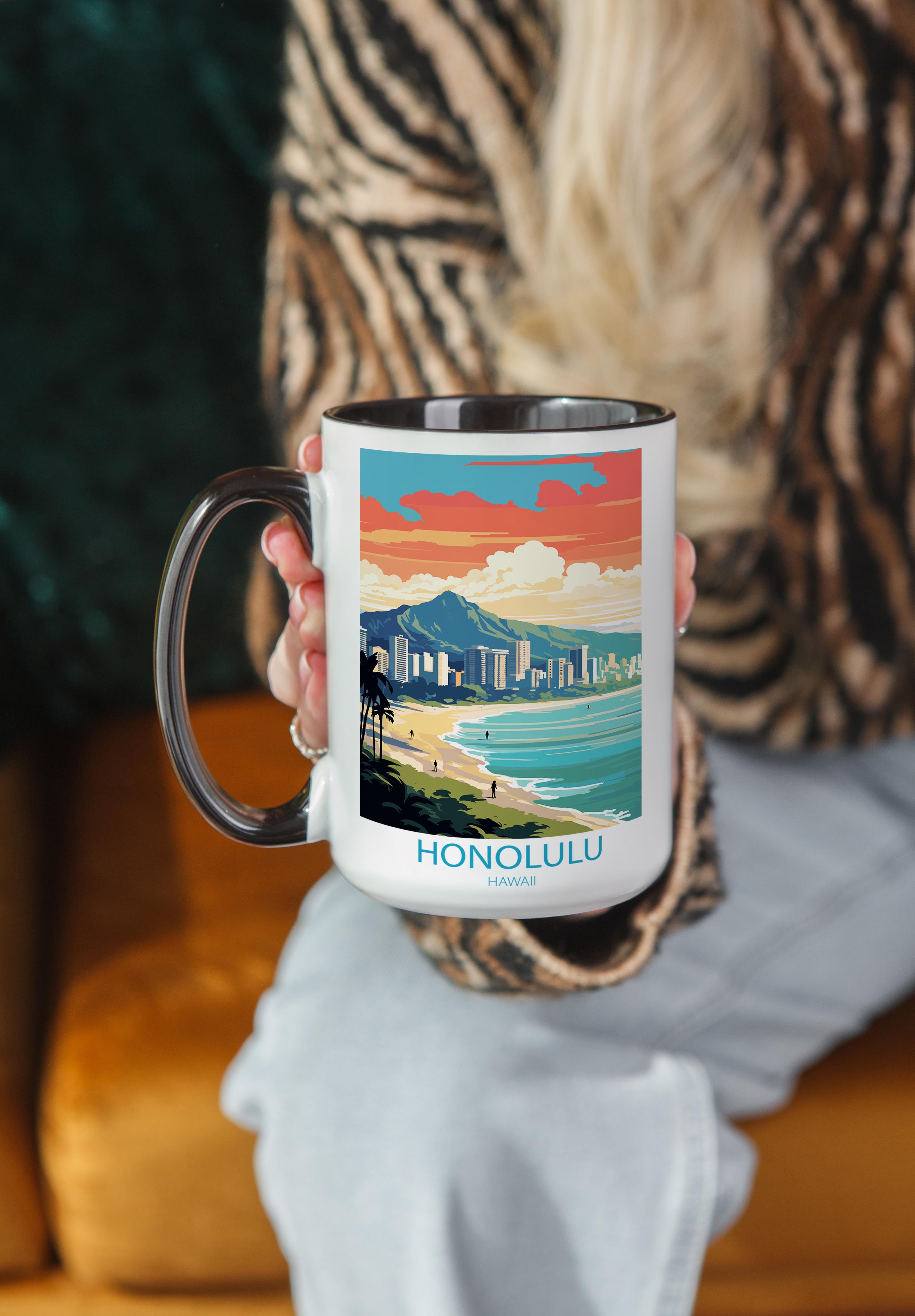 Honolulu - Hawaii - Beautiful Tourist Hotspots Mug