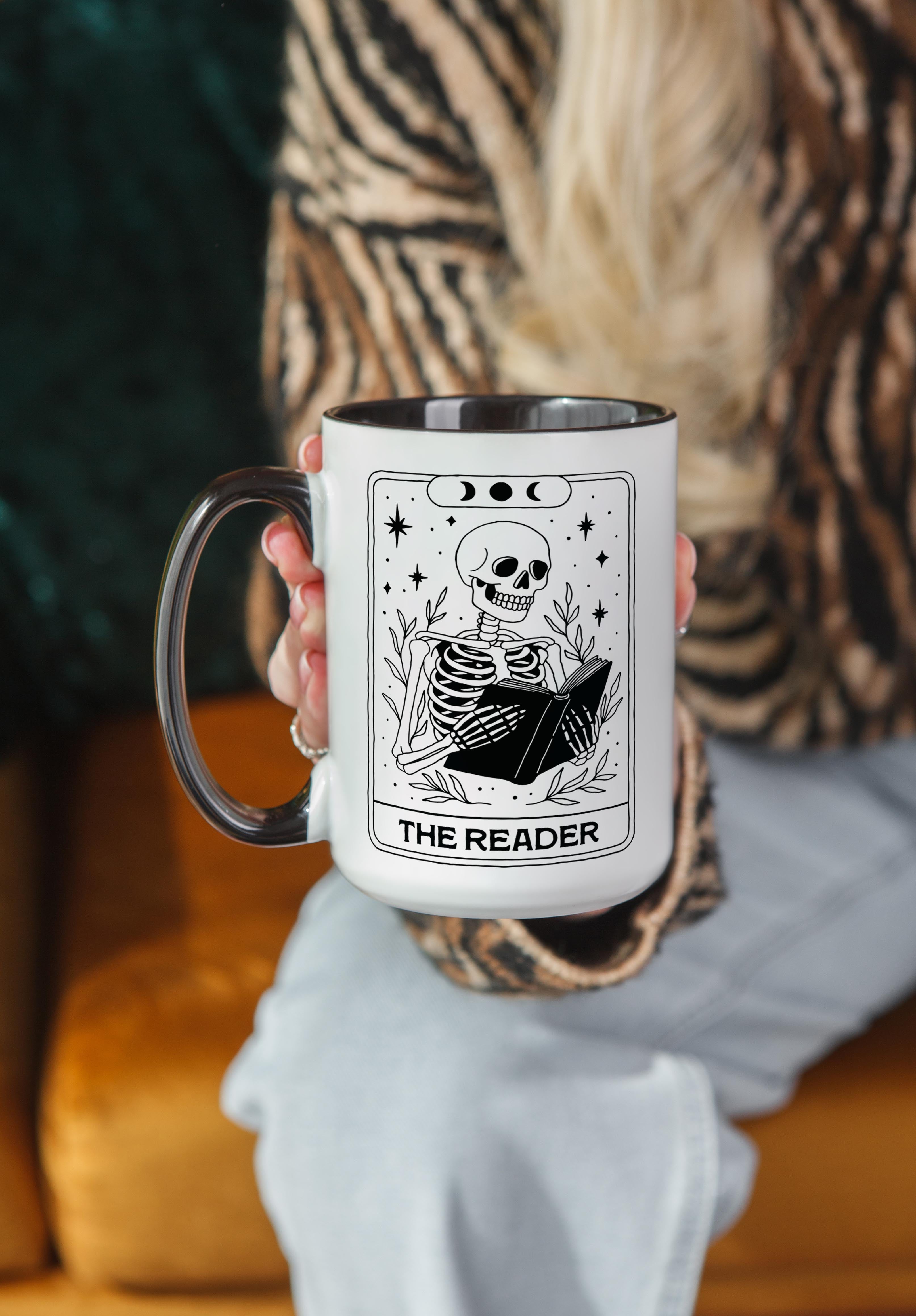 The Reader - Skeleton Tarot Card - Halloween Mug
